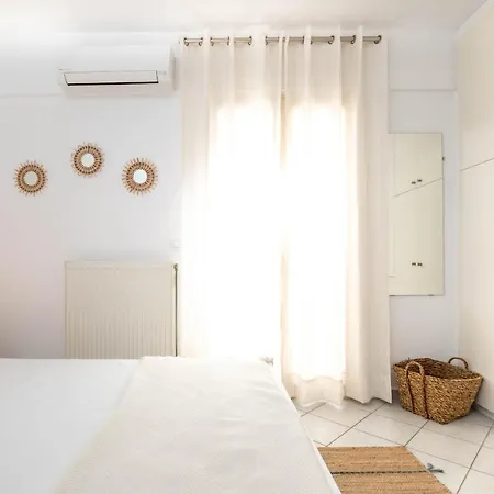 Pure Naxos - & Near - Entire Apartment